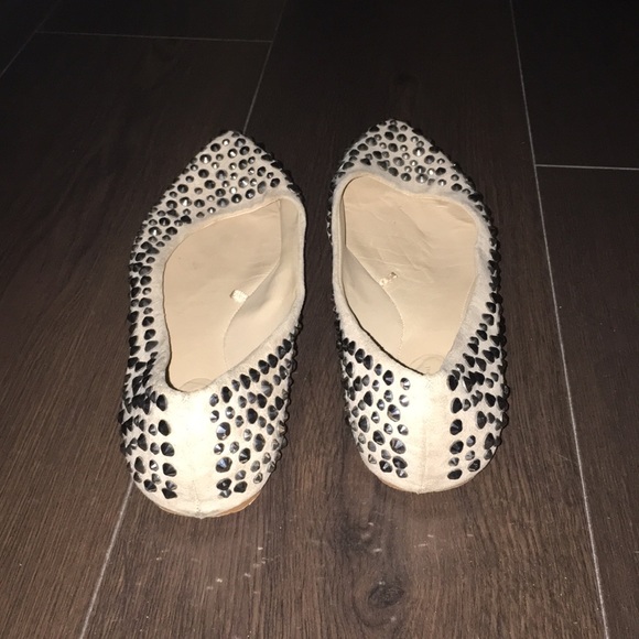 Pointed toe Flat - Picture 4 of 6